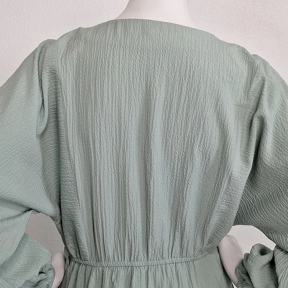 Calvin Klein Sage Green Coquette Preppy V-Neck Button Front Shirt Dress Size 4 - Picture 6 of 10